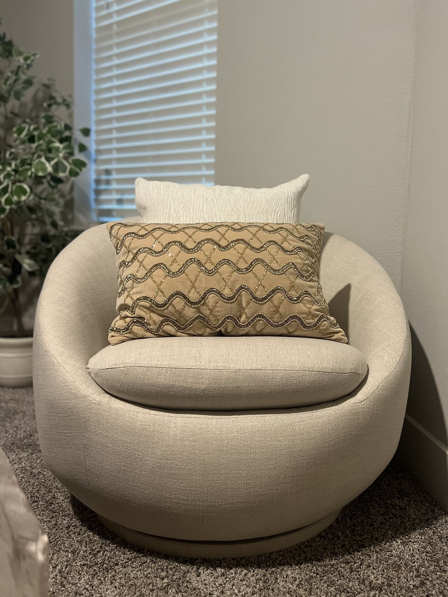 Better Home & Garden Swivel Chair Linen