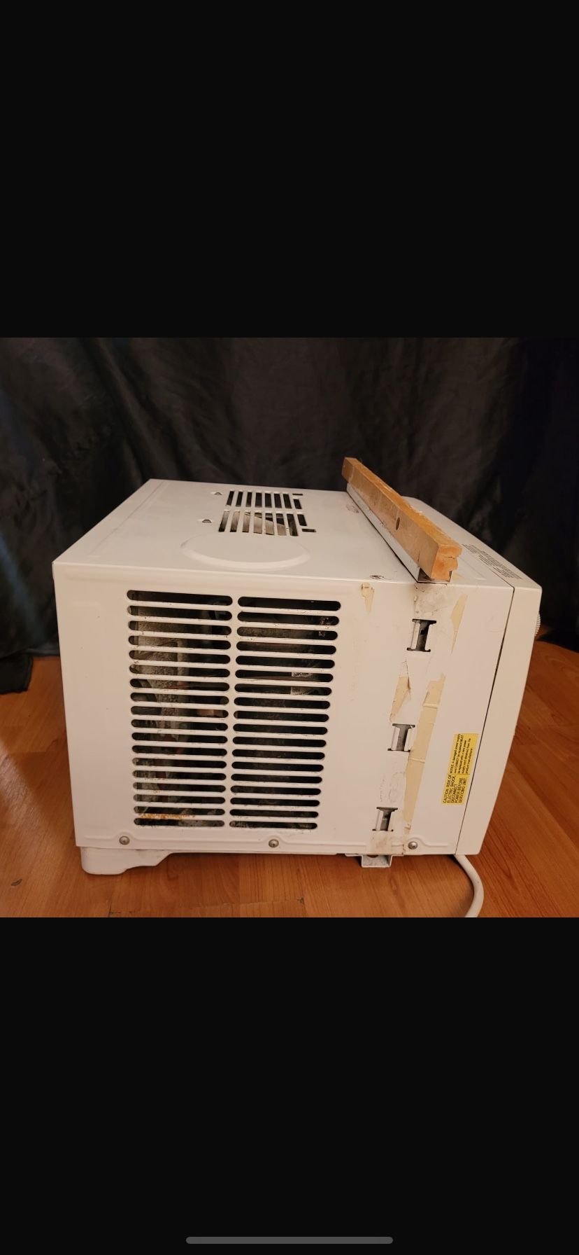 Fridgiare Air Condition Window AC