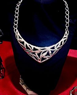 $50 OBO ELEGANT Monet Necklace