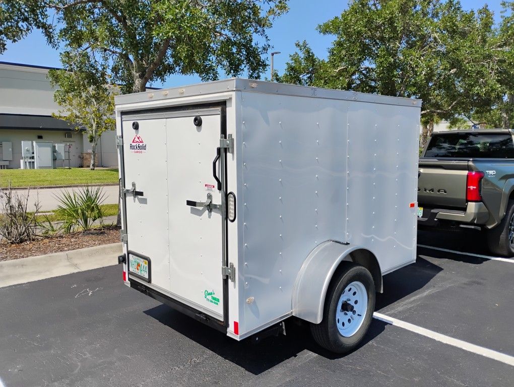 5x8 Enclosed Trailer
