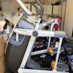 Precor AMT, The Best Elliptical There Is. Make Me An Offer!!