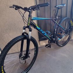 Nice Bike GT TIRES SIZE 27.5 FRAME SIZE LARGER DISC BRAKES 