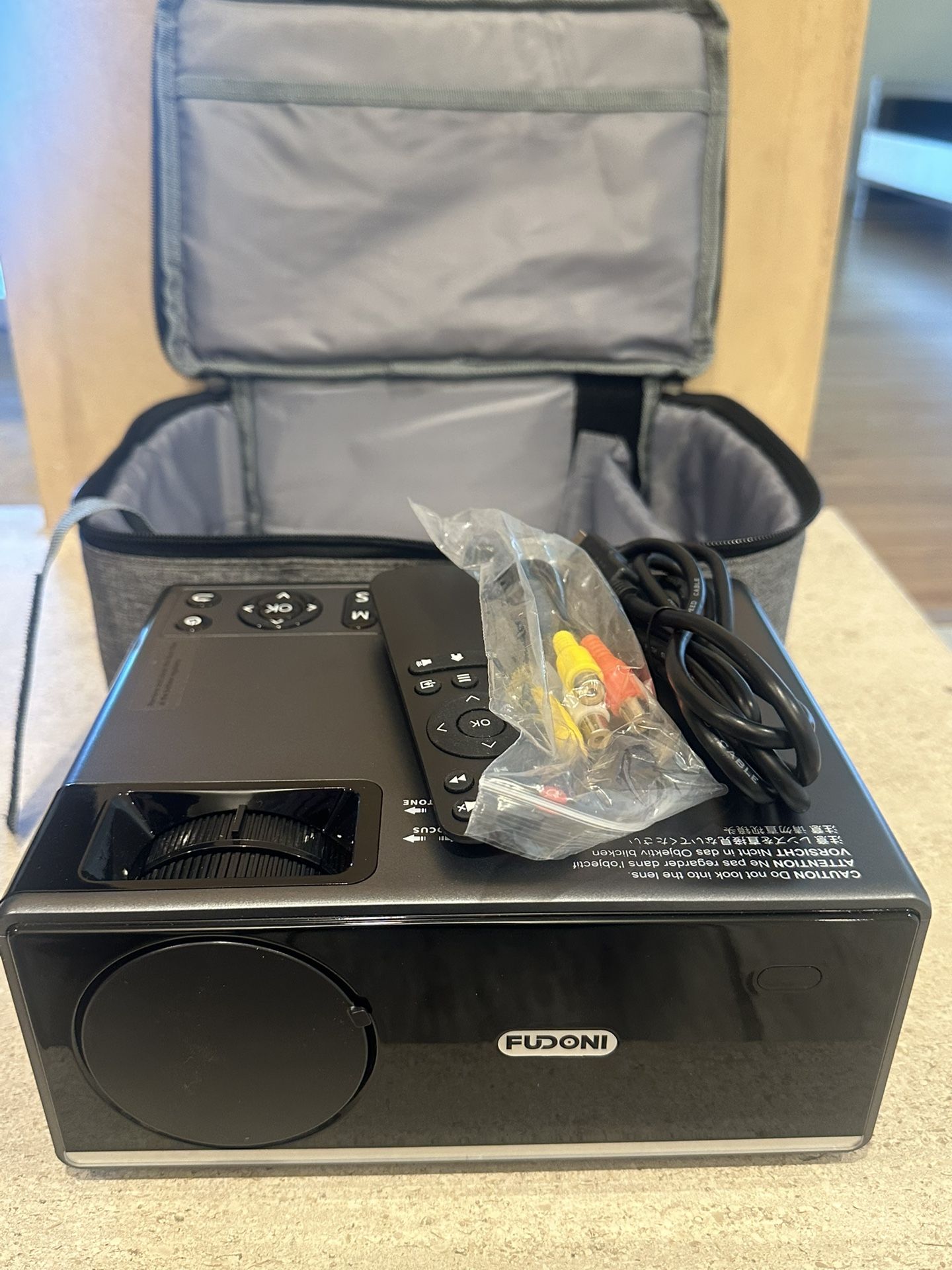 Fudoni LCD Projector Aurora P3