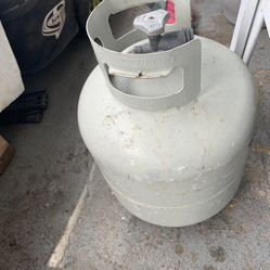 Emty Propane Tank 