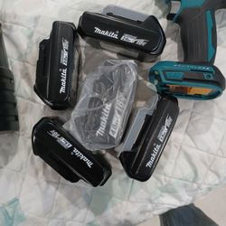 Makita Drill Charger And Bateries.   100% New
Opened box
Charger $35
1.5 ah battery $30
4.0 ah battery $ 50
Drill only $60
Bag only $10