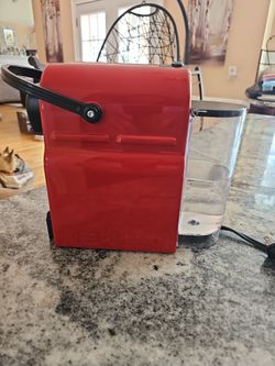 Nespresso Inissia Machine 