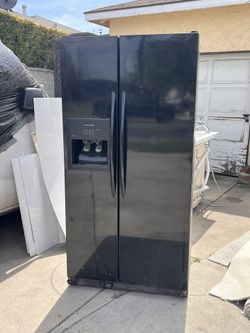 Kitchen Aid Superba Counter Depth Refrigerator