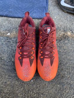 Football cleats