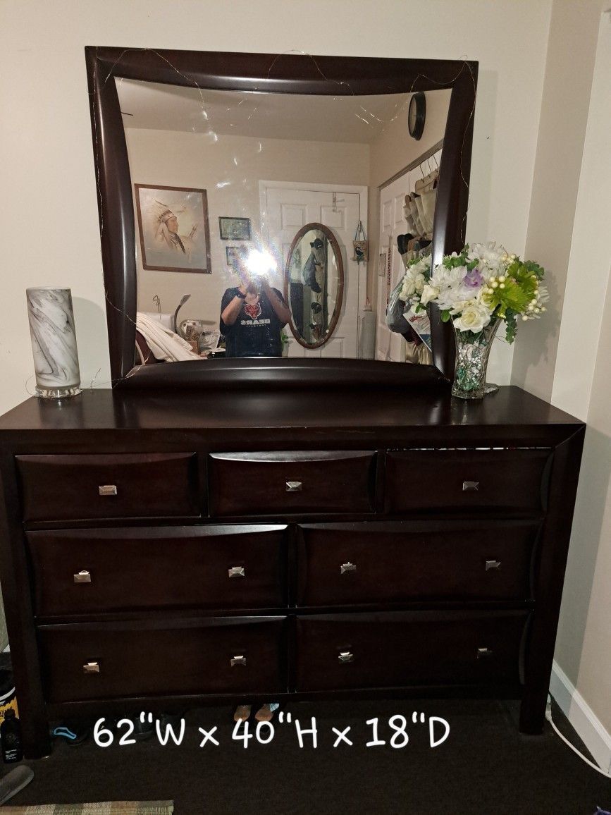 3pc Bedroom Set- Cherrywood, Preloved- Bolingbrook, IL.