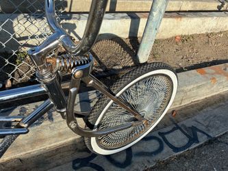 Lowrider bike