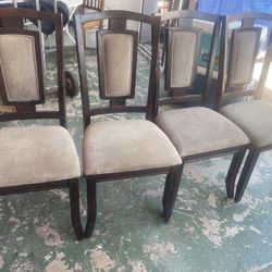 4 Wooden Chairs 