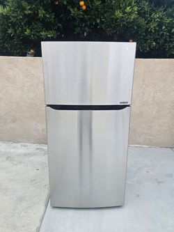 LG REFRIGERATOR 33X33X68