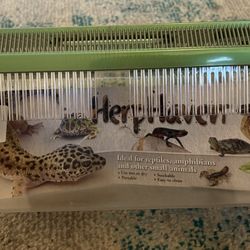 Lightly Used Small Reptile Carrier/ Breeder Box