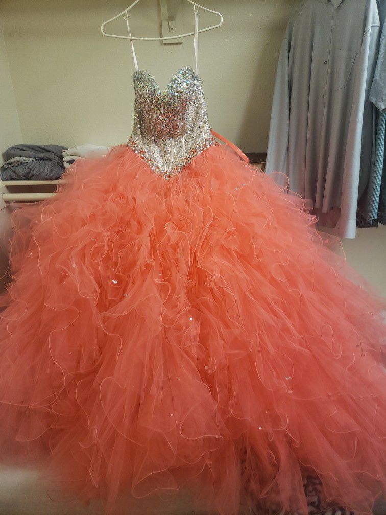 Rent Quinceanera Dress  Color Peach