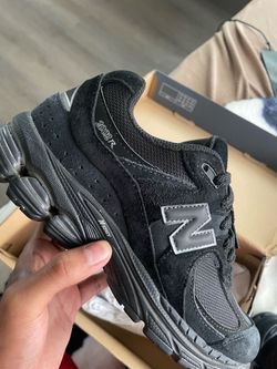 New balances 2002r