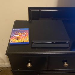 PlayStation 4 Slim 500GB