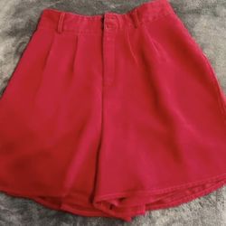 Bordeaux Short