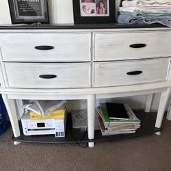 Accent Table/TV Stand 
