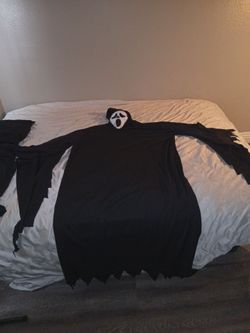 Scream ghostface XXL mens Halloween costume with mask
