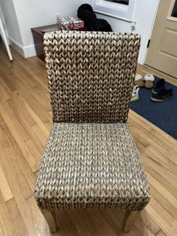 Used Wicker Chair