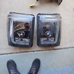 11-16 F250 Headlight