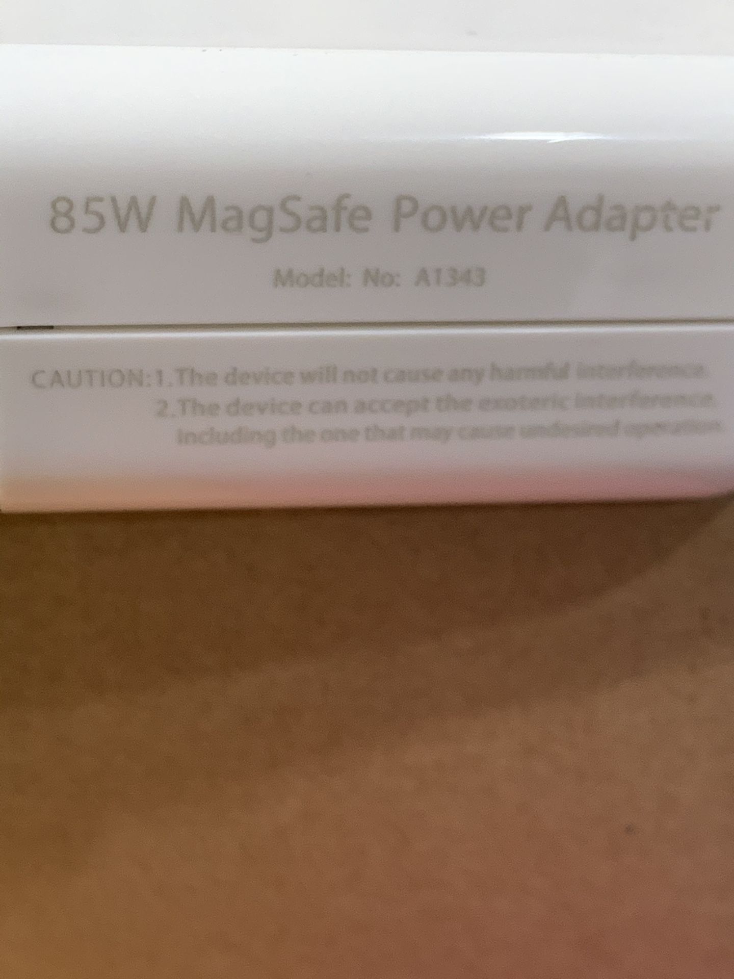 MacBook Pro power charger! 85W. New. MagSafe1 Type