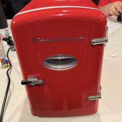 Mini Fridge (holds 6 Soda Cans) 