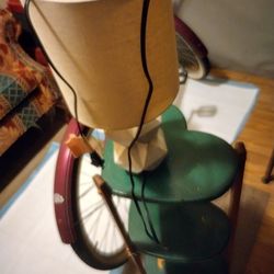 Heart Shaped Stand W/Lamp