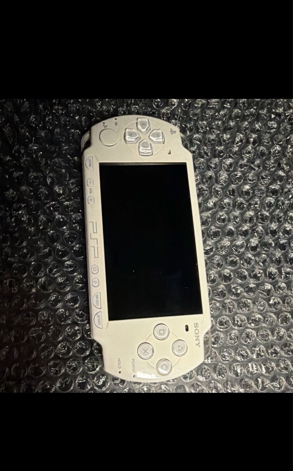 Sony PSP-2000 White Handheld Console Wi-Fi, Headphone Jack, PlayStation Portable