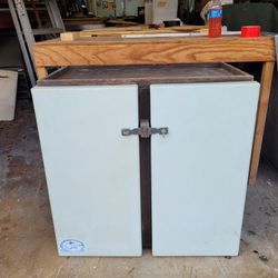 Fiberglass Tackle Cabinet 