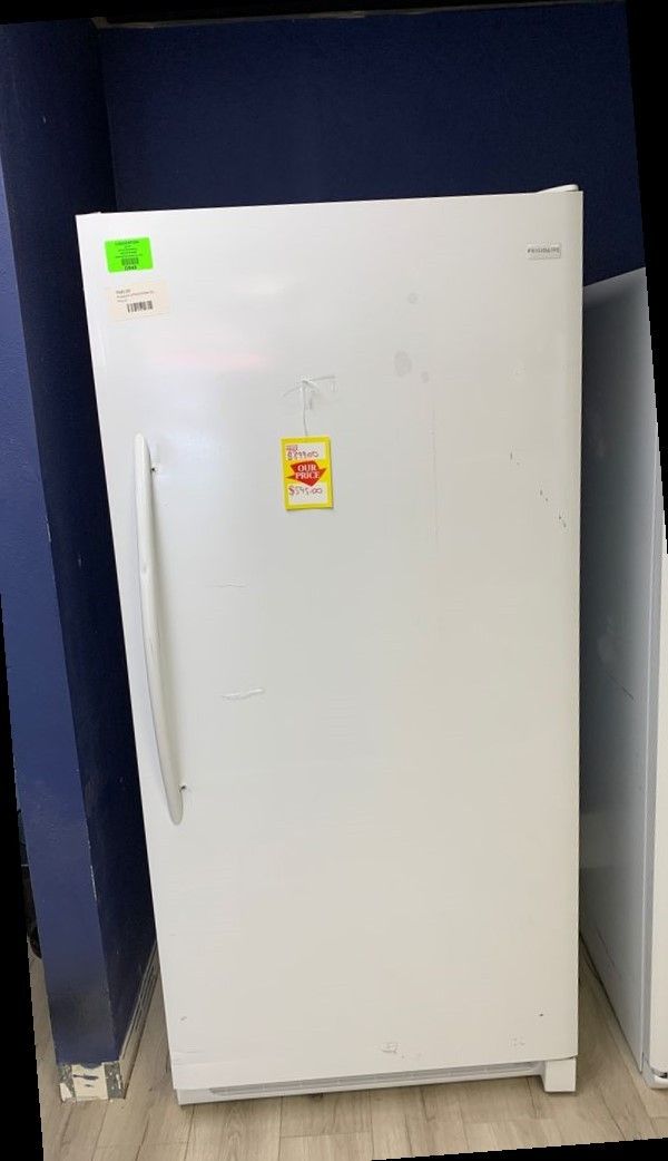 Brand new Frigidaire LFFH20F3QW freezer DMG