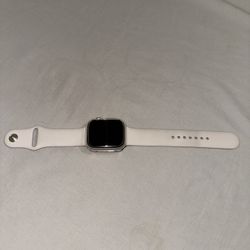 Apple Watch Series 8 45mm
