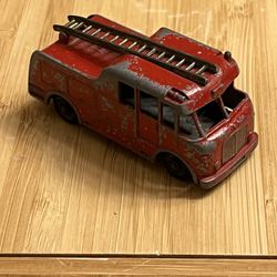 Rare Lesney Matchbox Merryweather Marquis 3 Series III Fire Engine Truck no. 9 Ladder