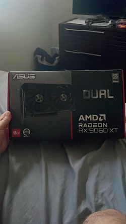 AMD Radeon 9060 xt 16 GB