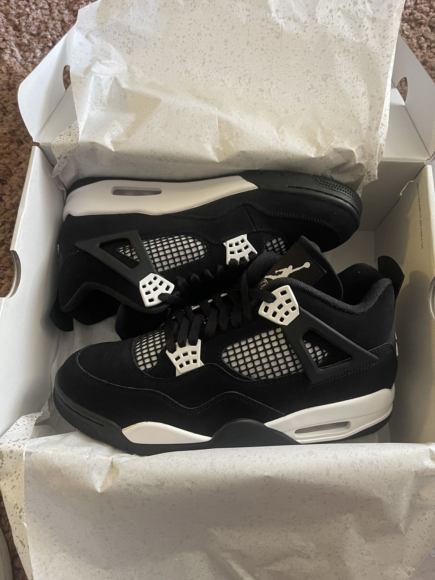 White Thunder 4s