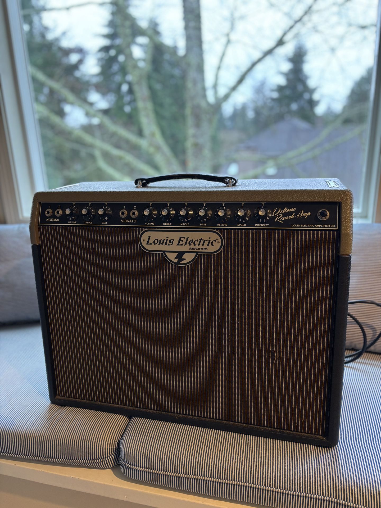 Louis Electric Deltone