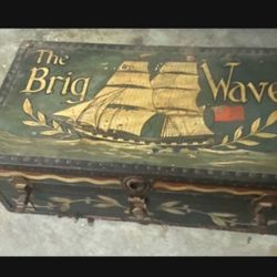 The Brig Wave Antique Trunk 