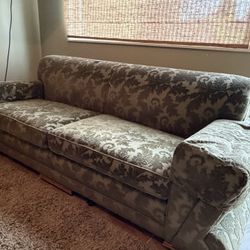 FREE full Size Couch 