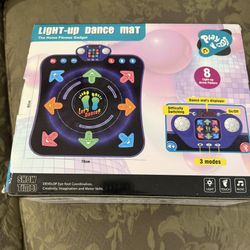 Light-Up Dance Mat 3-12yrs old