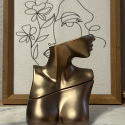 🌸 Billie Eilish No. 1 – 3.4 oz – Like New – $70