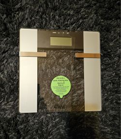 NEW WEIGHT WATCHERS SCALE BY CONAIR