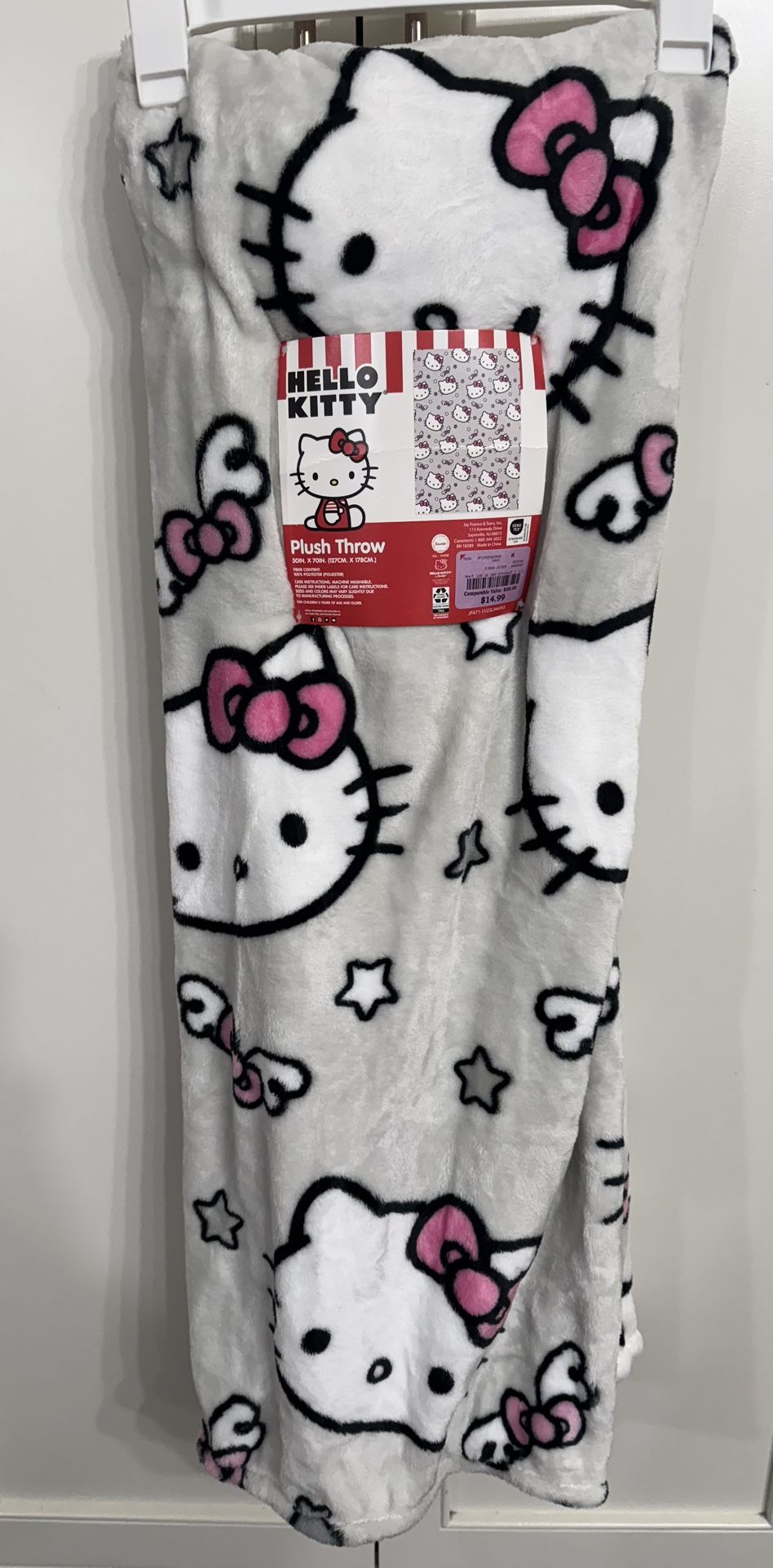Hello Kitty Throw