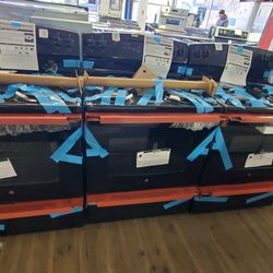 Electric Stove Coil In Black  New Open Box Side 30 Inc New Warranty..$575