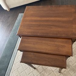 Henredon vintage Walnut Nesting Tables 3 Piece