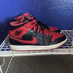 Nike Air Jordan 1 Mid