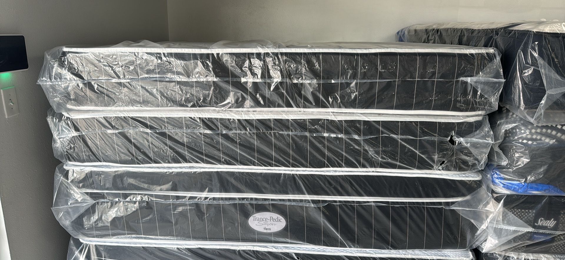 King Sizes New In Plastic Mattresses π¨ We Deliver π