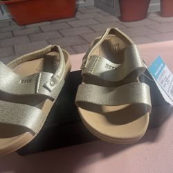 Surf Shop REEF Toddler Gold Leather Beach Sandals With Heel Strap Elastic, Size 5/6