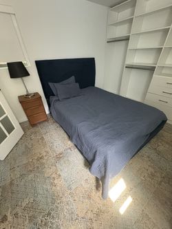 Queen Bed With Mattress Like New 