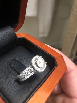3+ kt Diamond ring