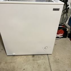 Chest freezer $80